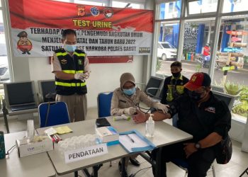 Polres Garut lakukan Tes Urine ke para pengemudi kendaraan Umum